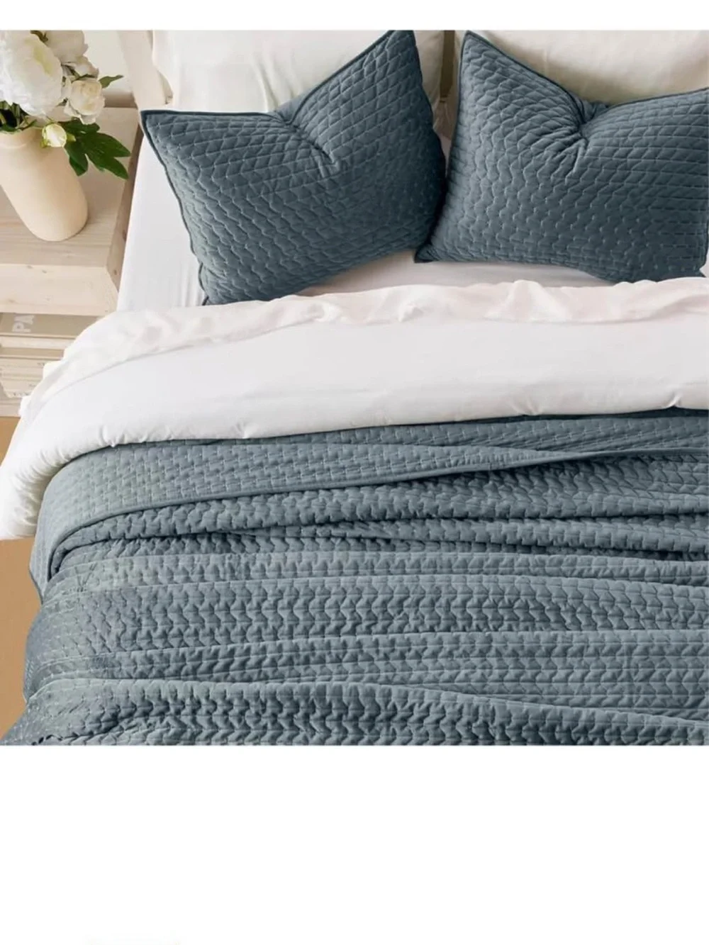 EverGrace Luxury Velvet Quilt Bedding Set Full Queen Size 3 Pieces